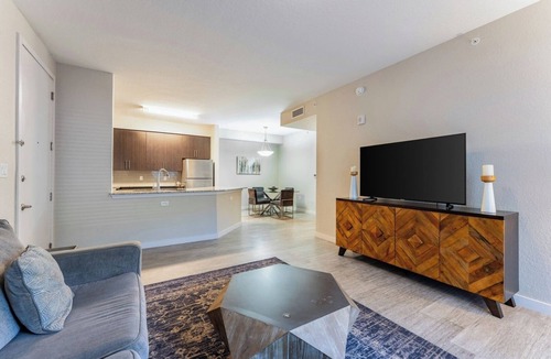 Daytona Beach Apartment | Daytona 3BR Getaway Pool, Gym, Pet Friendly