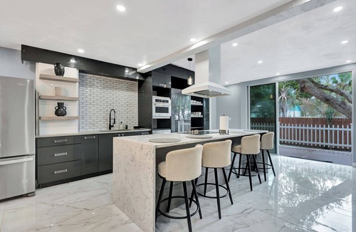 Daytona Beach House | Daytona 500 Retreat Renovated 5 Bedroom Oasis