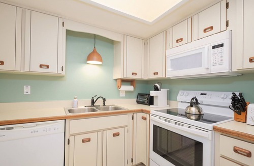 Port Orange Condo | Daytona Beach Luxury Waterfront Retreat 102