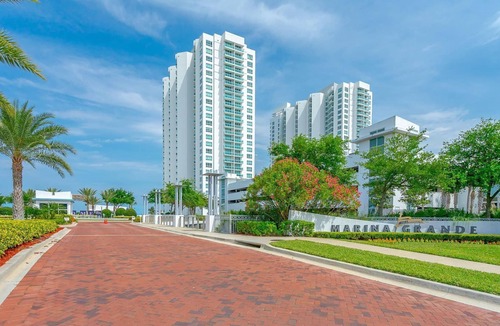 Kingston Condo | Daytona Beach Luxury water front condo - Ocean/River view. Minimal 25 day