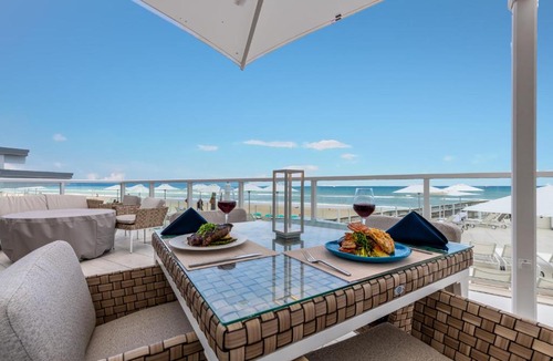 Brush - Stewarts Hotel | Daytona Grande Oceanfront Resort