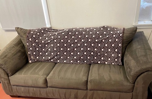 Braithwaite Cabin | Delacriox Camping and Fishing Lodge. Quiet & Cozy