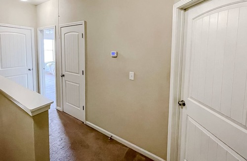 Stillwater Apartment | Delightful 2BD/2.5BA + Gym - Stillwater