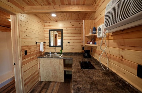 Rockerville Cabin | Delightful Cabin with Landscape Views in South Dakota