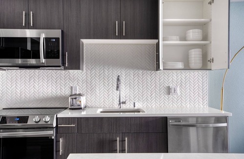 Central District Apartment | Deluxe Fremont 1BR w/Roof Deck, Pool & Spa, near TJ & WF, by Blueground