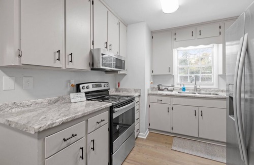 Tallahassee House | Deluxe Stay-3mi to FSU, 4.5mi to Capitol-FAMU