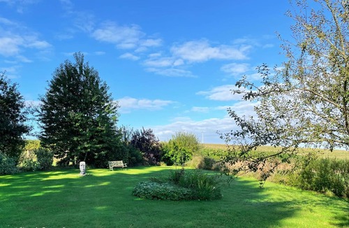 L'Epinay-le-Comte Cottage | Detached house with spa and garden near Domfront