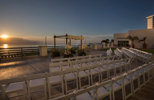 Brush - Stewarts Apartment | Direct Beach Access! City View Unit, 2 Pools!