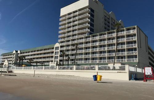 Ortona Park Resort | Direct oceanfront, fantastic ocean view, separate bedroom ! - Pools open !