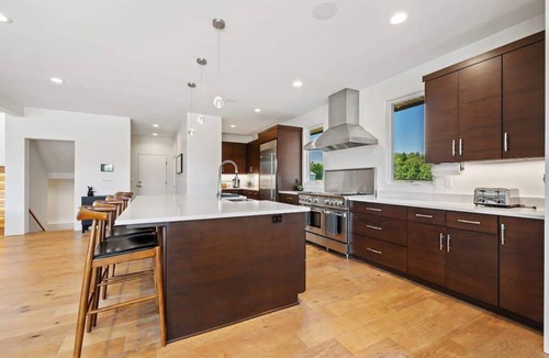 Ellison Bay House | Door County 5BR Estate: Hot Tub + Theater