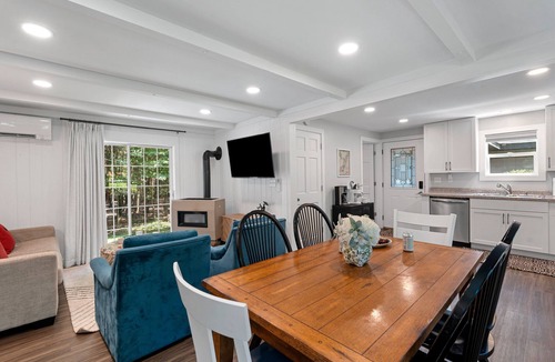 Baileys Harbor House | Door County Dreaming Cabin, Pet Friendly