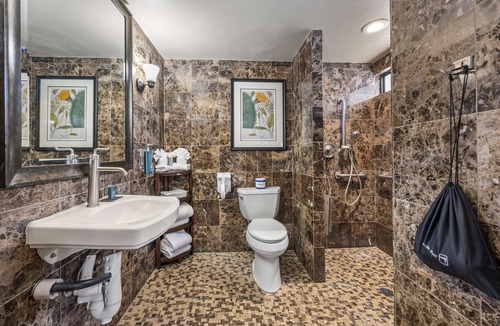 Tucson Hotel | DoubleTree by Hilton Tucson - Reid Park