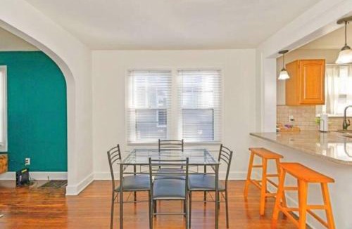 Indianapolis House | Downtown 2 BR Retreat Discounts for Longer stays