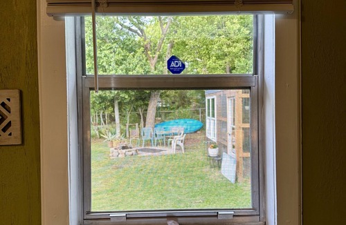East Hill Cottage | Downtown cottage 7 miles to beach. Coastal w/out luxury resort prices