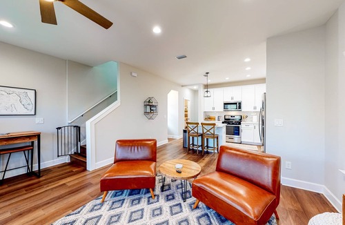 South Pensacola House | Downtown Home - WiFi, Central AC, Private washer&dryer, & Balcony - Dog-Friendly