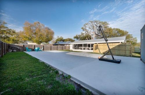 Saint Cloud House | Downtown Home with Basketball, Firepit and Just 20 Miles to Disney