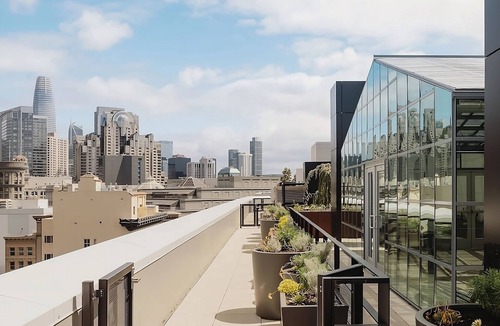 Tenderloin House | Downtown Oasis, Urban Retreat with Spectacular San Francisco Views