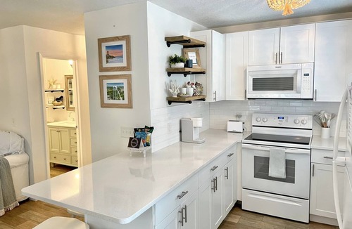 Stuart Cottage | Downtown Stuart Coastal Cottage