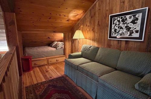 Moultrie House | Dreamy 3BR Pondside Home with Nature Trails