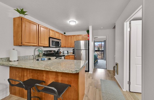 Wolf Creek Condo | Eden Condo with Hot Tub on Powder Mountain Shuttle Route
