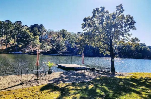 Mid America Cabin | Edgewater Resort - Cottage #5