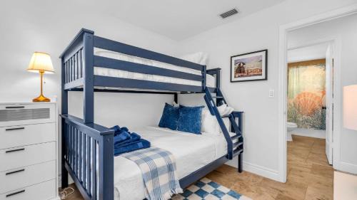 Southside Villa | El Cid Hideaway Minutes to Downtown & Ocean