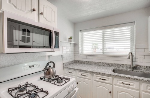 Biggs Field House | El Paso Home ~ 2 Mi to University Medical Center!
