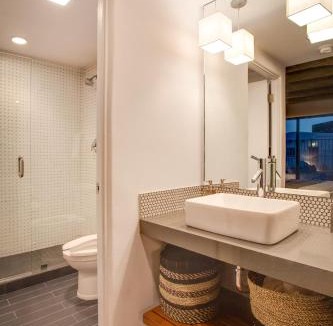 West Park Hotel | El Vado Motel
