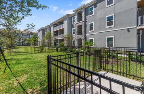 Melbourne Apartment | Elegant 3BR/2BA Condo Near Beaches & Attractions
