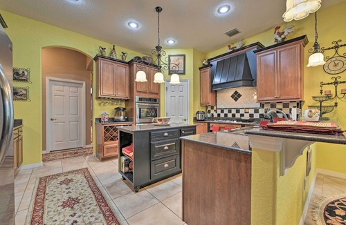 East County Civic Group House | Elegant Valrico Home ~ 15 Mi to Downtown Tampa!