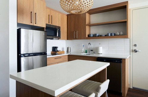 Irvine Business Complex Hotel | Element by Marriott Irvine
