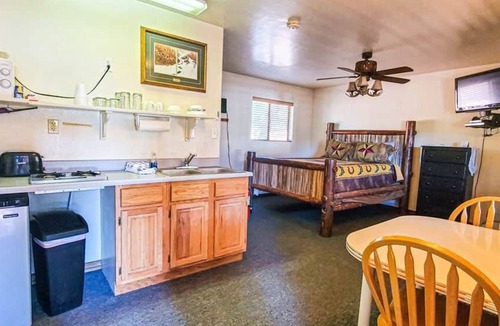 Payson Cabin | Elk Haven Cabins - Cabin 2