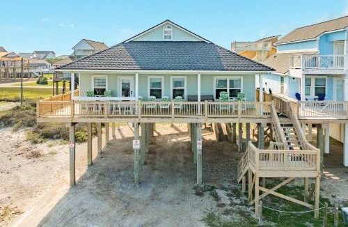 San Luis House | Enchanted Escape - Panoramic Gulf & Bridge Views
