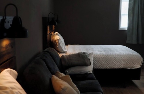 Eckerman Hotel | Enjoy a cozy stay at U.P. Trails Getaway inEckerman with AC