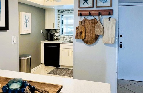 Ormond-by-the-Sea Apartment | Enjoy Relaxing Views and Sounds from this Spacious Ormond Beach Condo