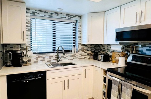 Ormond-by-the-Sea Apartment | Enjoy Relaxing Views and Sounds from this Spacious Ormond Beach Condo