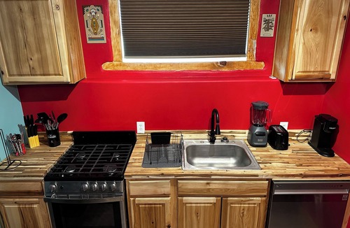 North Valley House | Enjoy this 2 bedroom attached unit with an amazing master suite. (Note: This is one of two units on the same property with a shared parking area.)