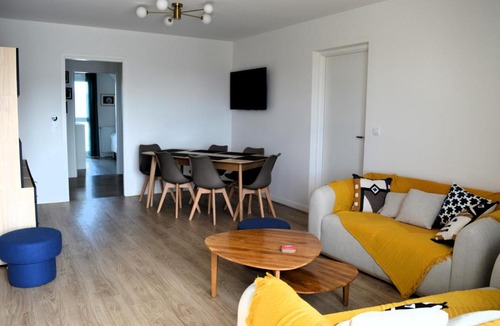 Courseulles-sur-Mer Apartment | Entre Plage et Ports, Le 49 - avec balcon 4 étoiles