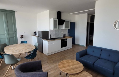 Saint-Vaast-la-Hougue Apartment | Exceptional sea view