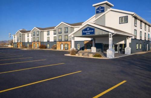 Naples Hotel | Executive Inn & Suites Extended Stay - Vernal
