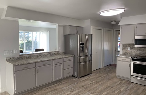 Oshkosh House | Experience Oshkosh charm near EAA Aviation Museum