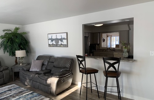 Oshkosh House | Experience Oshkosh charm near EAA Aviation Museum