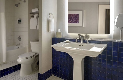 Downtown Fort Worth Hotel | Explore Fort Worth Attractions! Short Drive to Modern Art Museum of Fort Worth