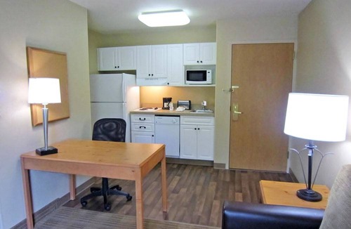 Pleasanton Hotel | Extended Stay America Suites Pleasanton Chabot Dr