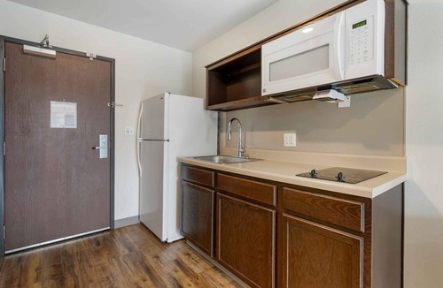 Orlando Hotel | Extended Stay America Select Suites - Orlando - Airport