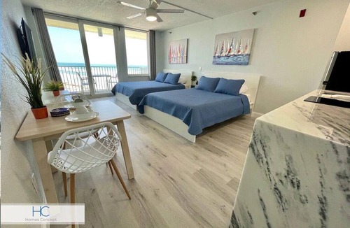 Lenox Park Apartment | # Extraordinary Ocean View Studio w/Balcony on Top floor!