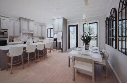 Farmington House | Fabulous 3-bedroom 2 full bath house with heated outdoor pool and all ammenities