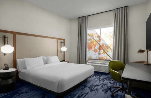 Kokomo Hotel | Fairfield by Marriott Inn & Suites Kokomo