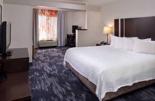 Southwest Area Hotel | Fairfield Inn & Suites Cedar Rapids