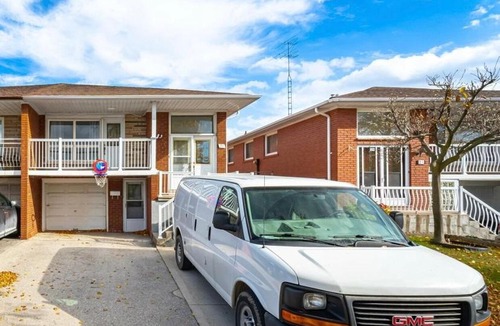 Humber Summit Apartment | Family & Friendly Spacious Place Available